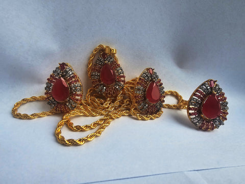 Diamond Cut Sadia Gold Plated Set