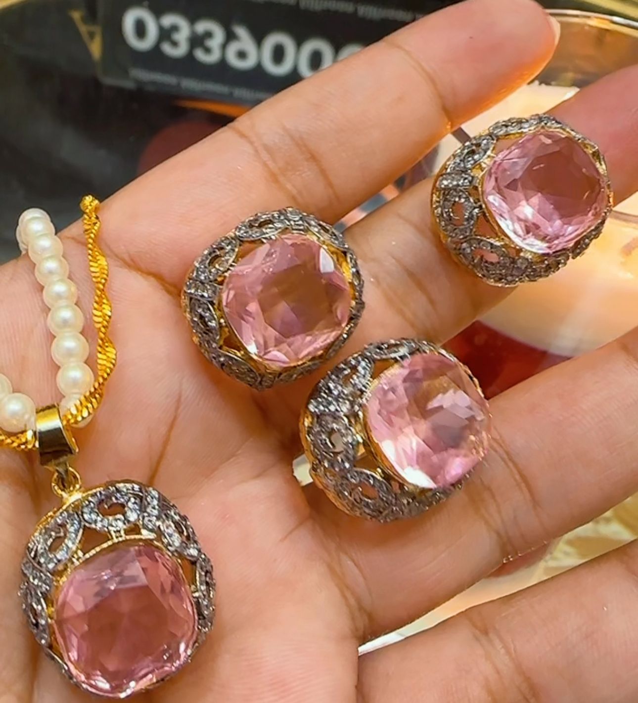 Armish Diamond Cut Set 4