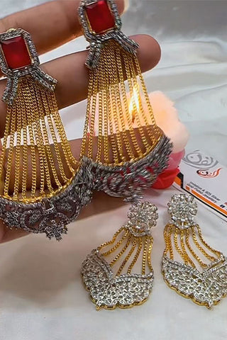 Chain Gold Dip Earrings