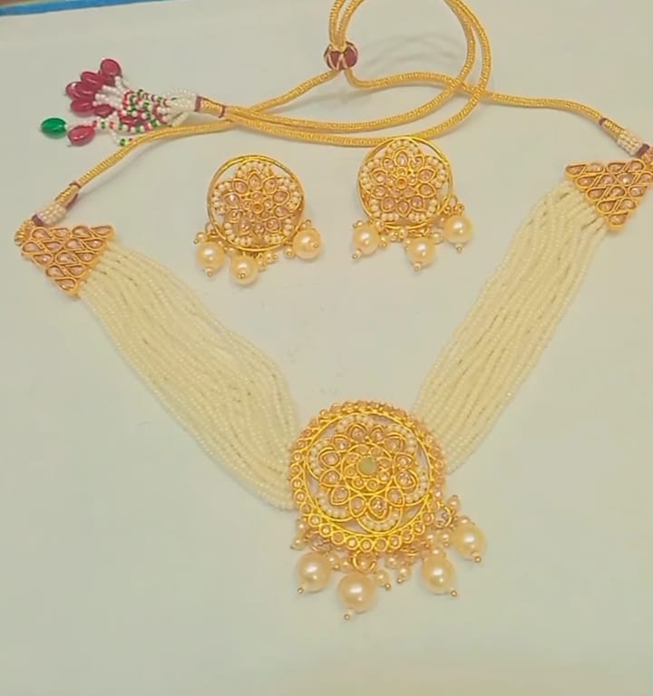 Choker Set