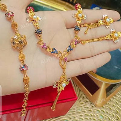 Diamond Cut Neck Piece with Earrings and Bracelet