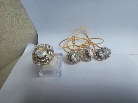 Diamond Cut Huma Gold Plated Set