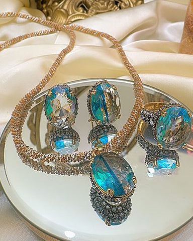 Doublet Stone with Zircon Set