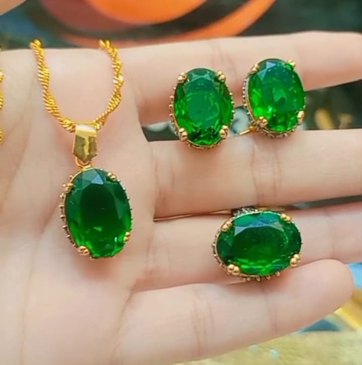 Emerald Green Set