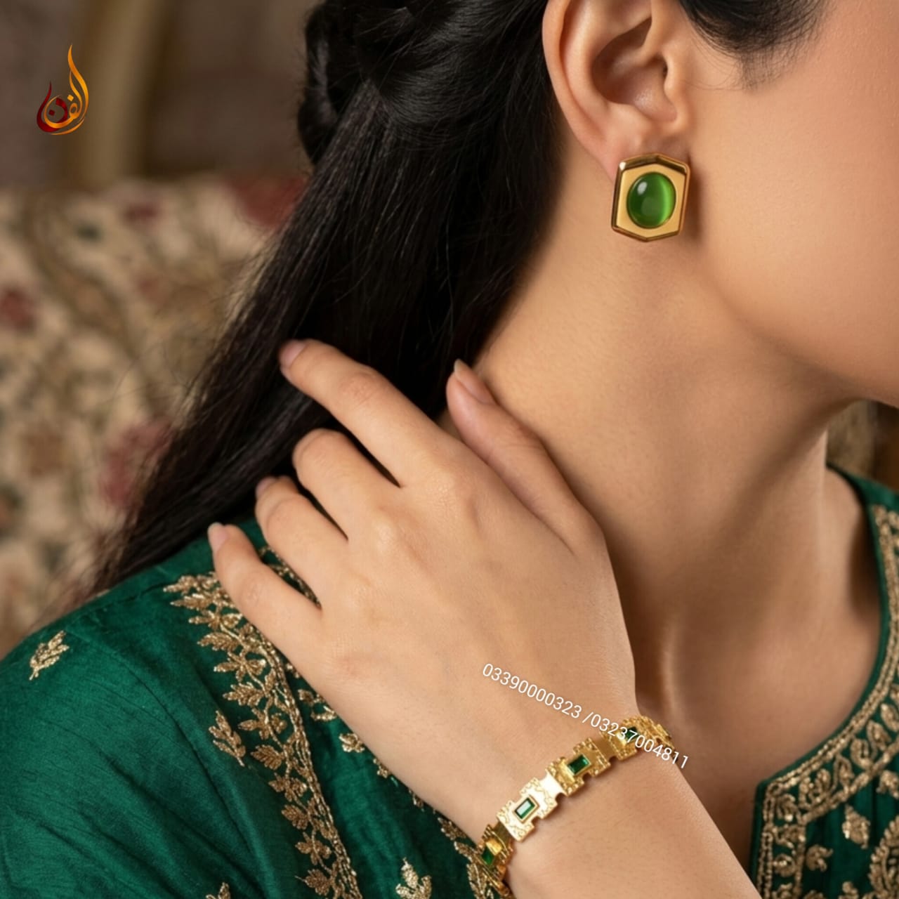 Emerald X tops with bracelet
