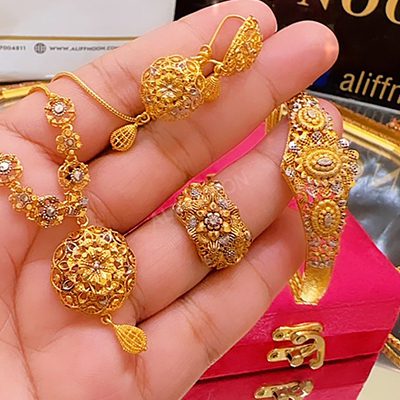 Gold Dipped Mala Set