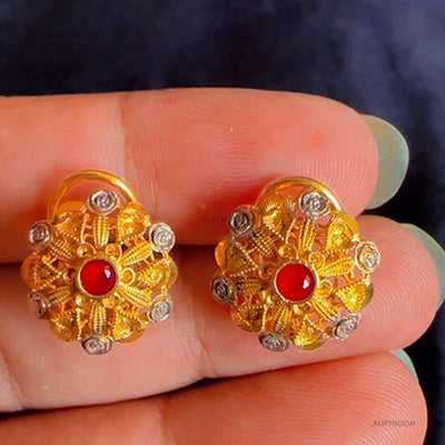 Gold Dipped Ruby Clip Lock Tops