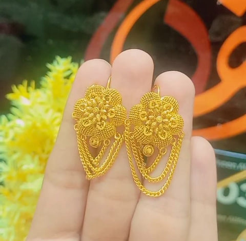 Gold Dip Chain Earrings