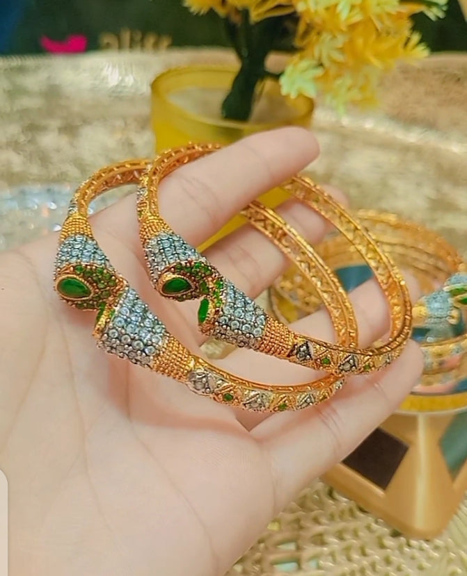 Green Stone Kere