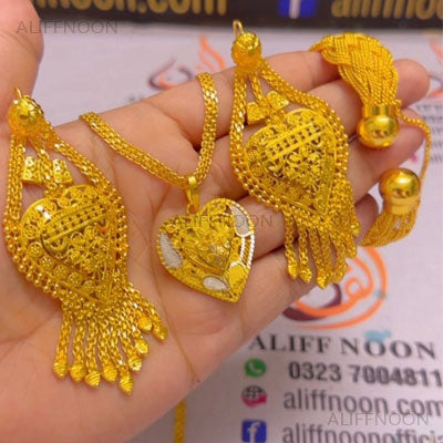 Heart Locket With Heart Earrings With Kangan 