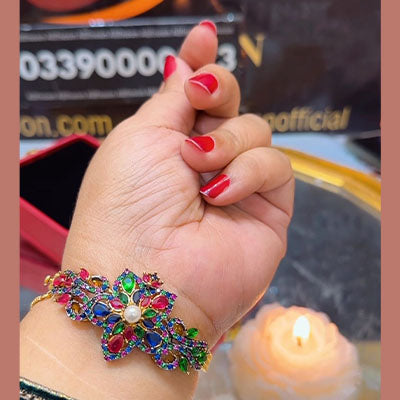 Peacock Openable Kera