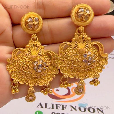 Rajwari White Stone Earrings