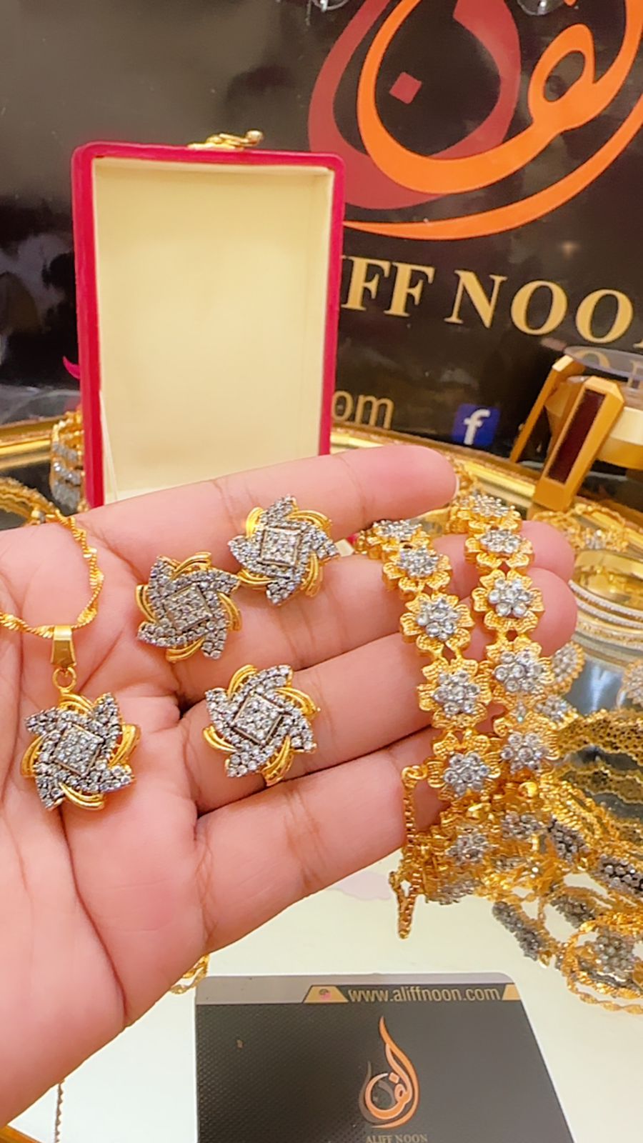 Diamond cut combo set With diamond cut openable kere