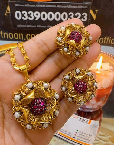 3d Diamond Cut Set Gold Plated High Quality with Chain