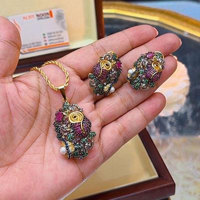 Pearl Peacock 3d Diamond Cut Set