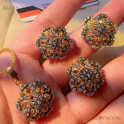 Diamond Cut Zircon Set