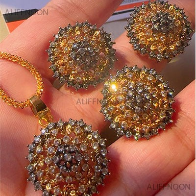 Diamond Cut Zircon Set