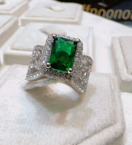 Eira Chandi ring