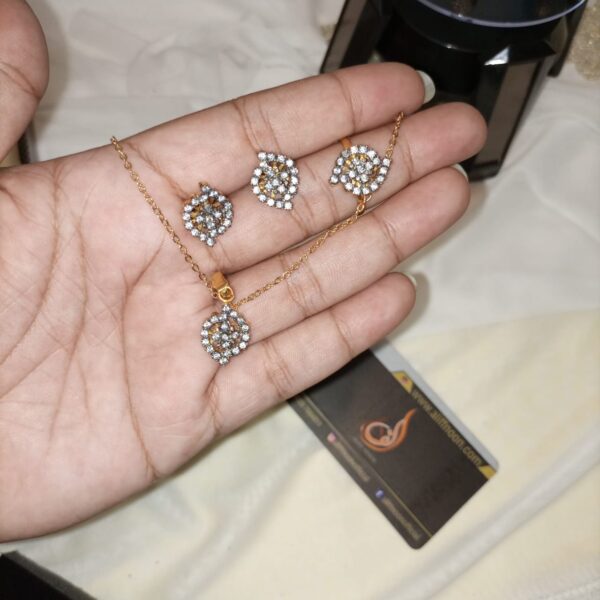 Diomand Cut with Zircon Rs. 1450