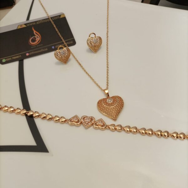 Gold Plated Heart Set Rs. 1500