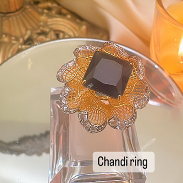 Sapphire stone chandi ring
