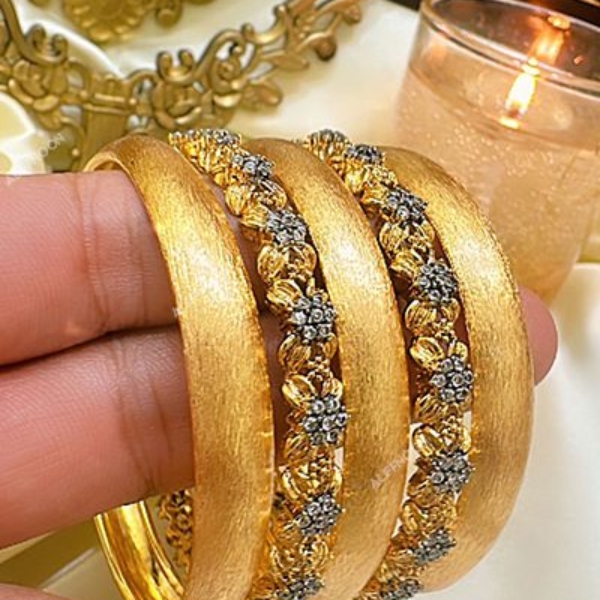 Gold-plated-shabnam-kery-with-zircon-bangles1