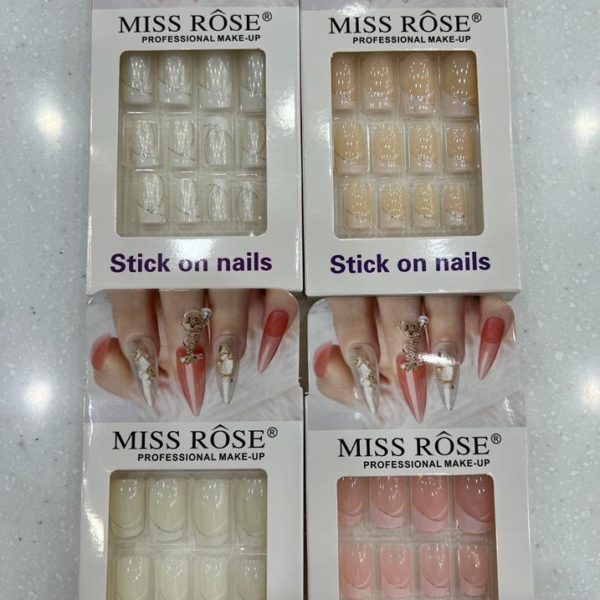 Missrose Stick on French Nails Pack (NEW)