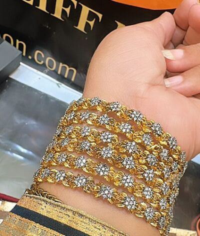 Diamond-cut-with-jerao-zircon-and-gold-plating-Bangles