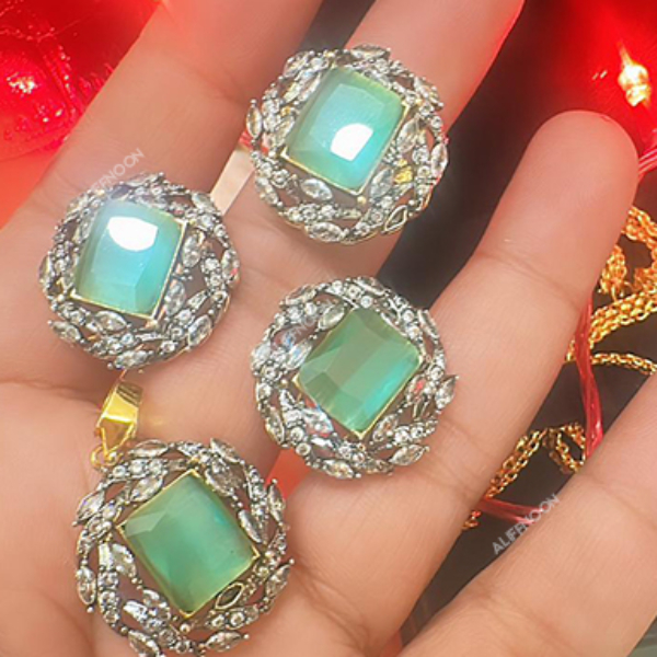 Diamond-cut-set-with-semi-precious-stone3