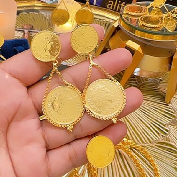 Double-coin-earrings-with-Ring