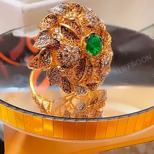 Pure-Chandi-Ring-with-zircons